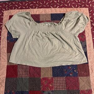 American Eagle Outfitters Light Green Top - Women’s Size Medium (NWT)